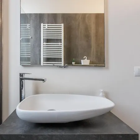 Apartamento Urban Comfort Near Ferrari Museum & Railway