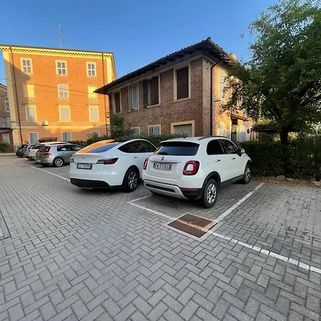 Balsamico 2 - Near Ferrari Museum & Railway Apartment Modena