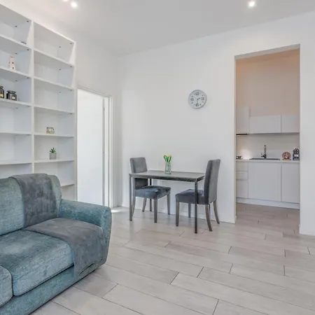 Urban Comfort Near Ferrari Museum & Railway Modena