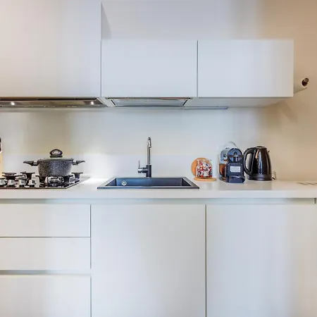 Urban Comfort Near Ferrari Museum & Railway Modena