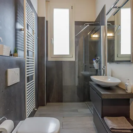 Urban Comfort Near Ferrari Museum & Railway * 모데나