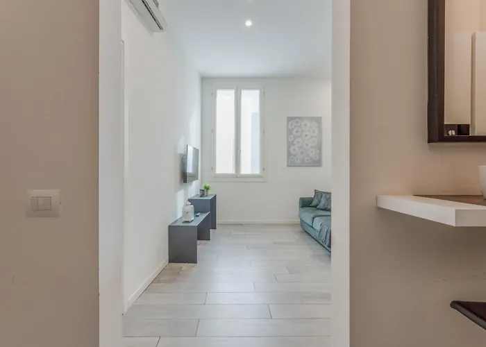 Urban Comfort Near Ferrari Museum & Railway Apartment *